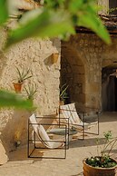 Potamia Cave Suites