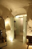 Potamia Cave Suites