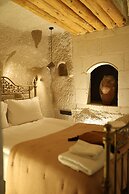 Potamia Cave Suites
