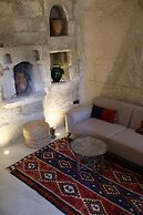 Potamia Cave Suites