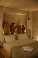 Potamia Cave Suites