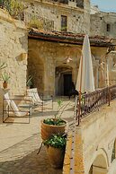 Potamia Cave Suites