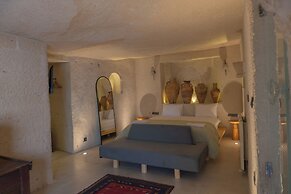Potamia Cave Suites