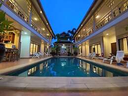 The Royal Seabreeze Pool Villa Pattaya