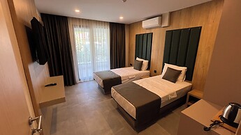Perast Garden Hotel