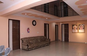 Goroomgo Hotel Gopi Dham Ashram Haridwar