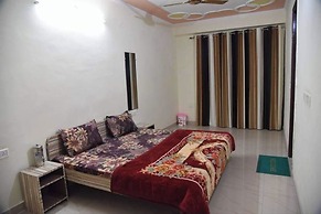 Goroomgo Hotel Gopi Dham Ashram Haridwar