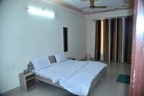 Goroomgo Hotel Gopi Dham Ashram Haridwar