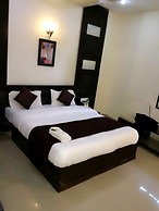 Hotel Lake Palace Ahmedabad