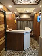 Hotel Lake Palace Ahmedabad