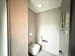 Tbilisi Edition - Design Hotel