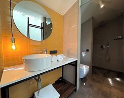 Tbilisi Edition - Design Hotel