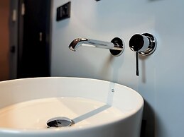 Tbilisi Edition - Design Hotel