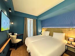 Tbilisi Edition - Design Hotel