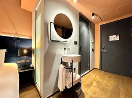 Tbilisi Edition - Design Hotel