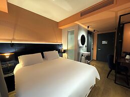 Tbilisi Edition - Design Hotel