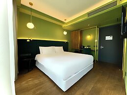 Tbilisi Edition - Design Hotel