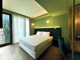 Tbilisi Edition - Design Hotel