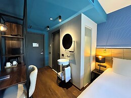Tbilisi Edition - Design Hotel