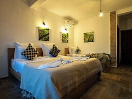 Resort Hotel El Cortijo Spa