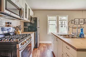 Northeast Minneapolis Home < 1 Mi to Arts District