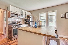 Northeast Minneapolis Home < 1 Mi to Arts District