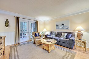 Fernandina Beach Condo w/ Pool + Path to Beach!