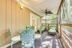Fernandina Beach Condo w/ Pool + Path to Beach!