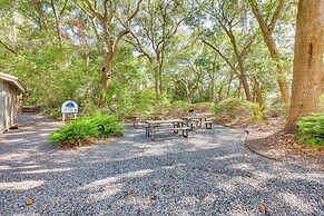 Fernandina Beach Condo w/ Pool + Path to Beach!