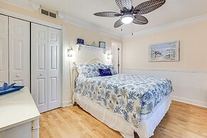 Fernandina Beach Condo w/ Pool + Path to Beach!