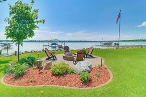 Lakeside Alexandria Retreat w/ Deck + Boat Dock!