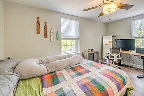 Convenient Arlington Condo ~ 4 Mi to National Mall