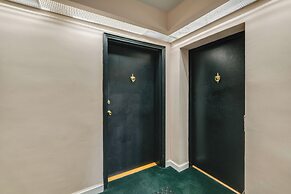 Convenient Arlington Condo ~ 4 Mi to National Mall