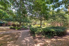 Convenient Arlington Condo ~ 4 Mi to National Mall