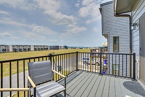 Frederick Townhome w/ Balcony, Close to Parks!