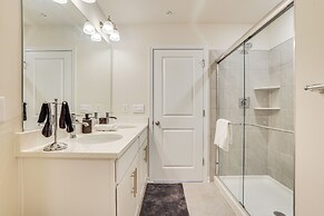 Frederick Townhome w/ Balcony, Close to Parks!