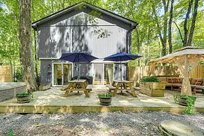 Private Hot Tub: Tree-lined Poconos Home!