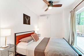 Private Hot Tub: Tree-lined Poconos Home!