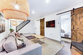 Private Hot Tub: Tree-lined Poconos Home!