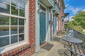 Greensboro Townhome w/ Fire Pit < 1 Mi to Downtown