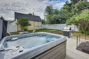 Stunning Red Lodge House w/ Hot Tub: Walk to Town