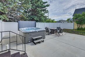 Stunning Red Lodge House w/ Hot Tub: Walk to Town
