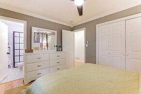 Chamblee Home w/ Fireplace Near Hospitals