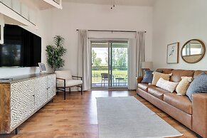 Lake Erie Getaway w/ Dock ~ 13 Mi to Port Clinton!