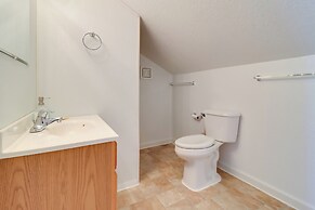 Lake Erie Getaway w/ Dock ~ 13 Mi to Port Clinton!