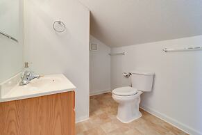 Lake Erie Getaway w/ Dock ~ 13 Mi to Port Clinton!