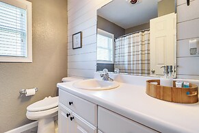 Lake Erie Getaway w/ Dock ~ 13 Mi to Port Clinton!