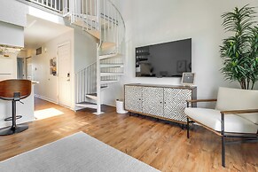 Lake Erie Getaway w/ Dock ~ 13 Mi to Port Clinton!