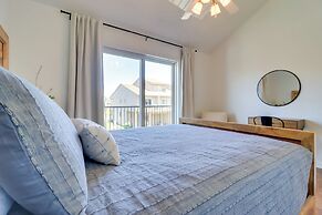 Lake Erie Getaway w/ Dock ~ 13 Mi to Port Clinton!