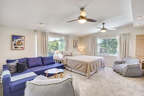 Pool & Jacuzzi: Spacious Home Near Laguna Beach!